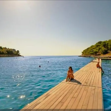 Danilo Gasthuis Pula